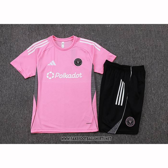 Tracksuit
 Inter Miami Short Sleeve
 2025-2026 Rosa - Shorts
